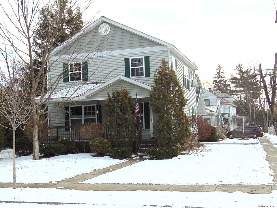 1st image of 18 Sheridan St