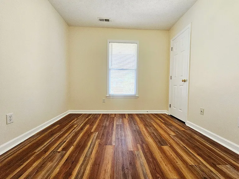 310 Buckeye Dr — Photo 10