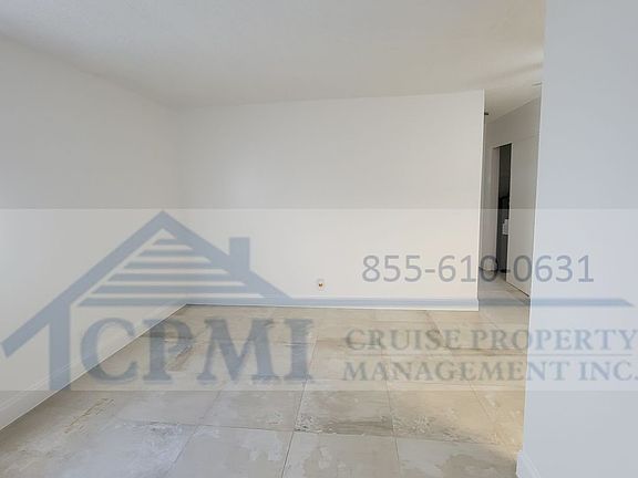 2nd image of 2220 Hayes St #11