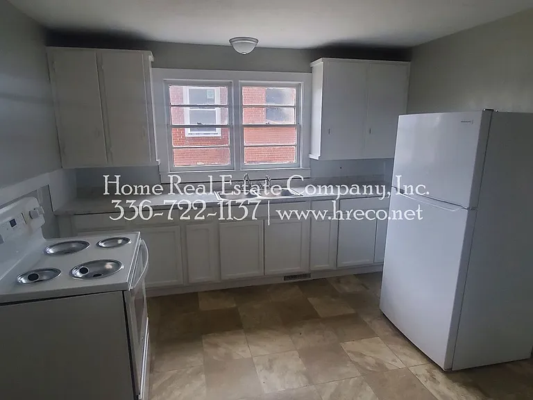 1425 Gholson Ave — Photo 4