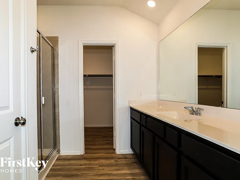 18467 Cobalt Cove Ln — Photo 8