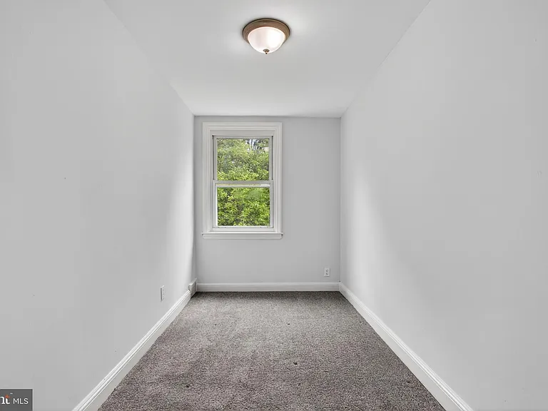 125 W 21st St — Photo 10