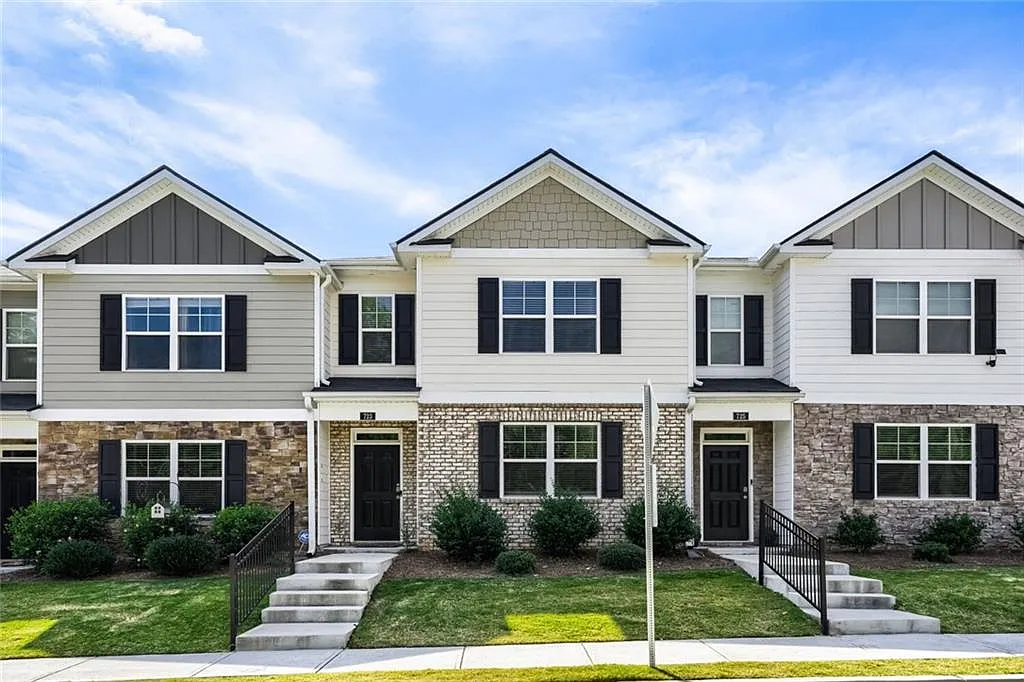 3 bed, 2.5 bath, 1878 sqft, $2,550 — Photo 1