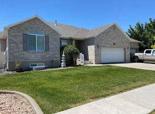 2876 S 660 W, Syracuse, UT 84075