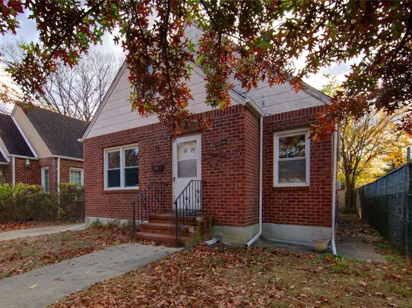 81-24 Commonwealth Boulevard, Bellerose, NY 11426