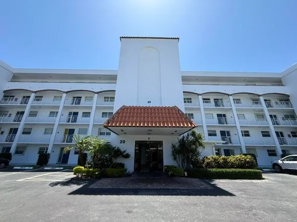 29 Yacht Club Dr APT 304, North Palm Beach, FL 33408