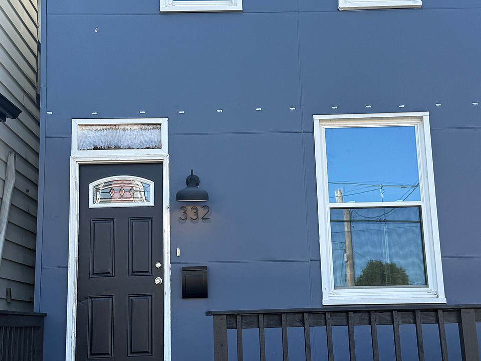 1st image of 332 W 14th Ave