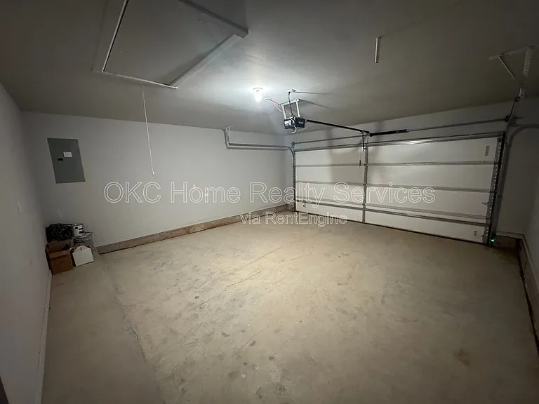 928 Dusky Valley Ln — Photo 14