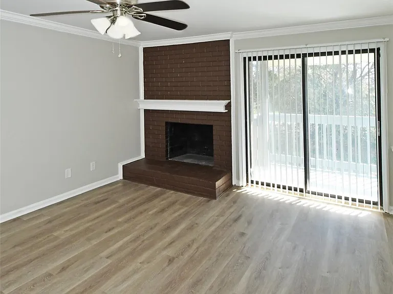 11185 Harrowfield Rd — Photo 5