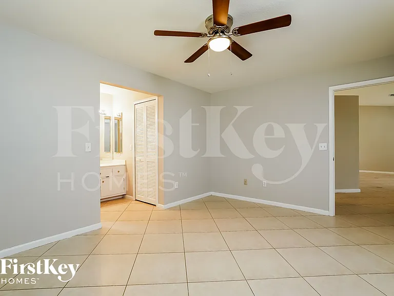 8441 Bahamas Rd — Photo 14