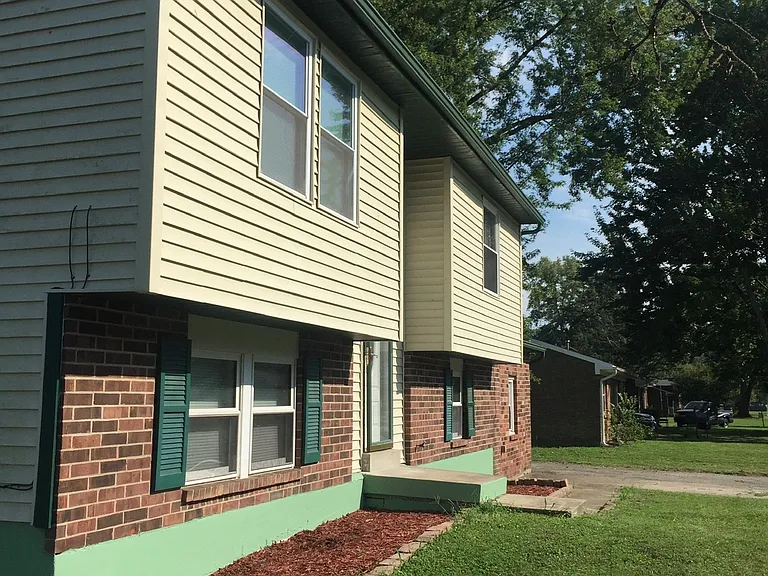 10801 Dorton Dr — Photo 16