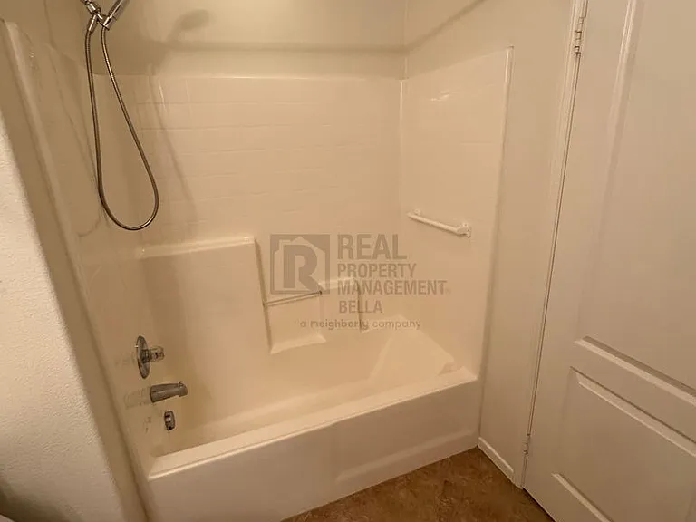 756 Conlon Dr — Photo 19