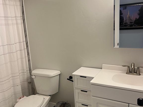 5th image of 281 N 160 W