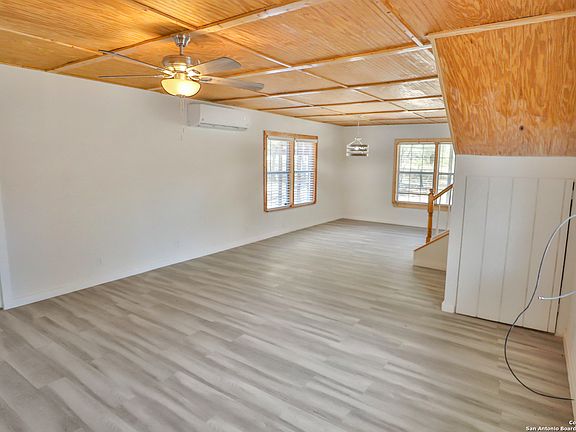 5th image of 1927 Sandy Cir