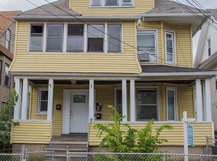 210-212 Parrott Ave, Bridgeport, CT 06606