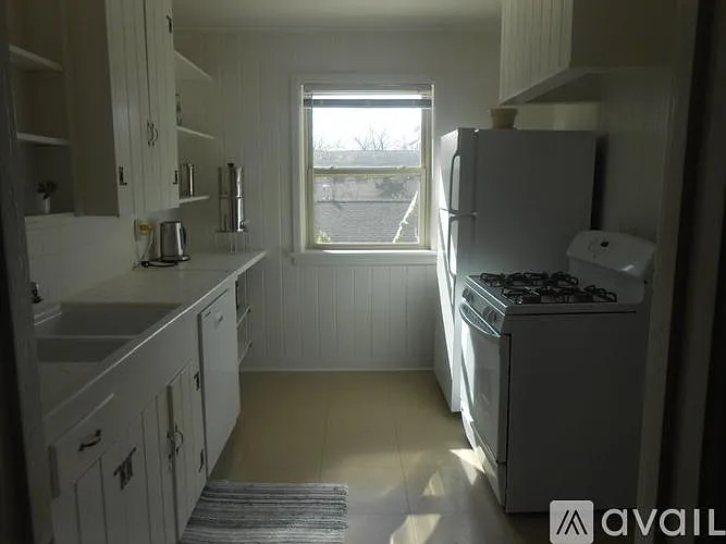 2417 Rosamond St #2417 — Photo 6