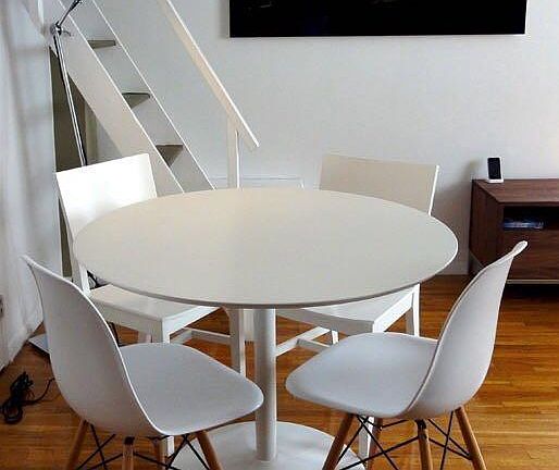 3rd image of 23 E 10th St APT 1002