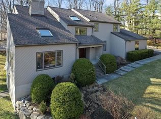 76 Quaker Hill Dr, Croton On Hudson, NY 10520