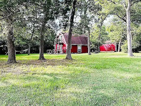 4th image of 106 Live Oak Ln