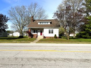 109 S Broadway St, Hoffman, IL