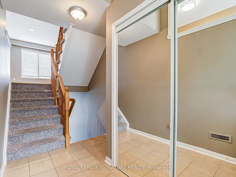 250 Richvale Dr S #3 — Photo 3