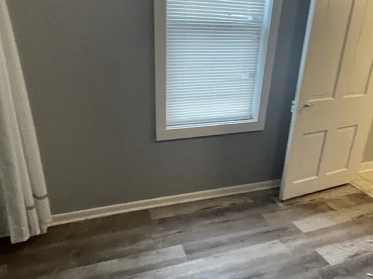 139 N Water Ave #2 — Photo 31