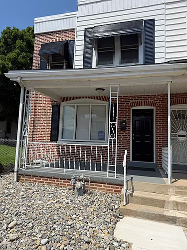 2506 W 4th St Photo 1