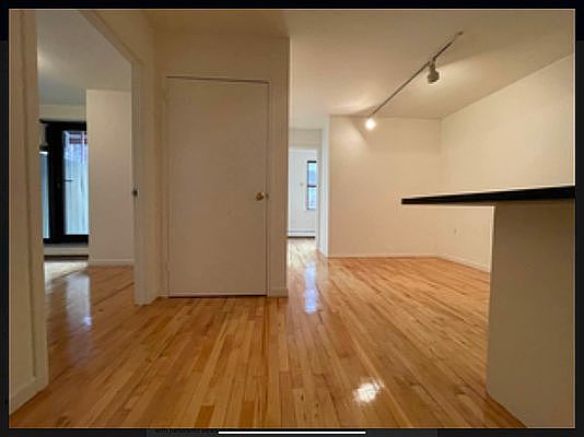 3rd image of 190 E 7th St APT 409