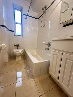 Rented by Showcase Realty | media 5