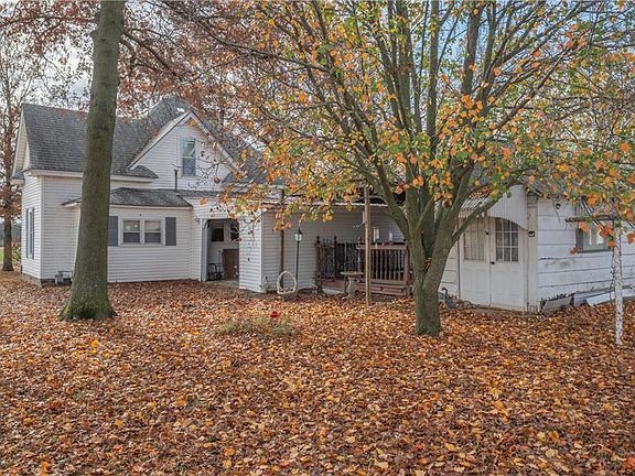 2nd image of 202 Cullen Ave