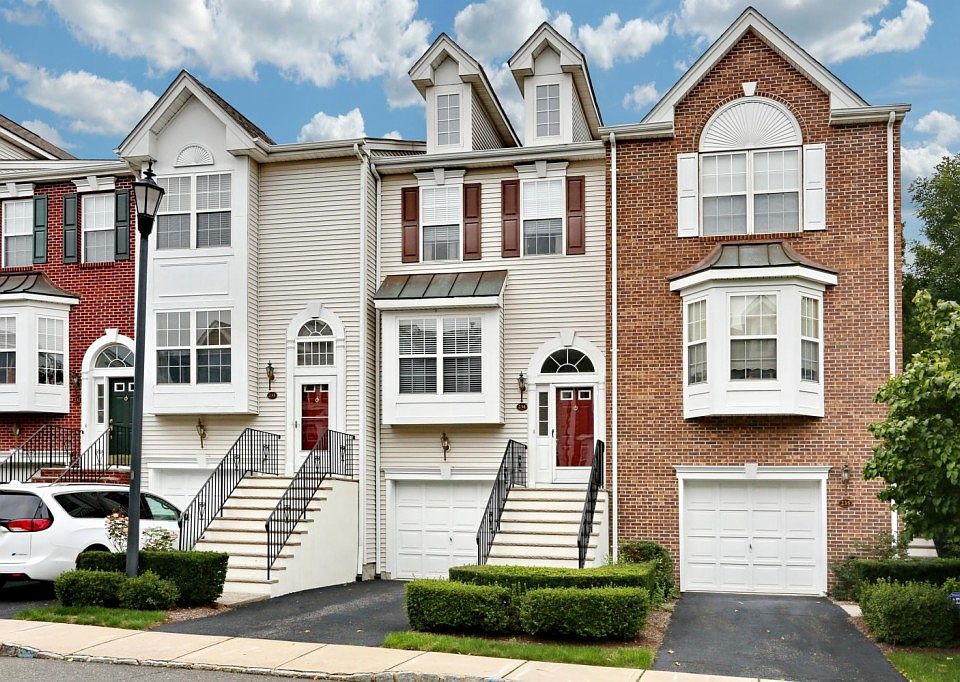 1st image of 234 Swathmore Dr