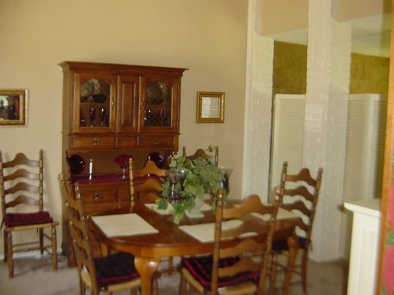 Formal Dining