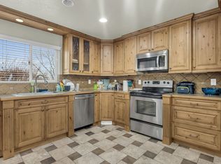 649 E 4400 S, South Ogden, UT 84403