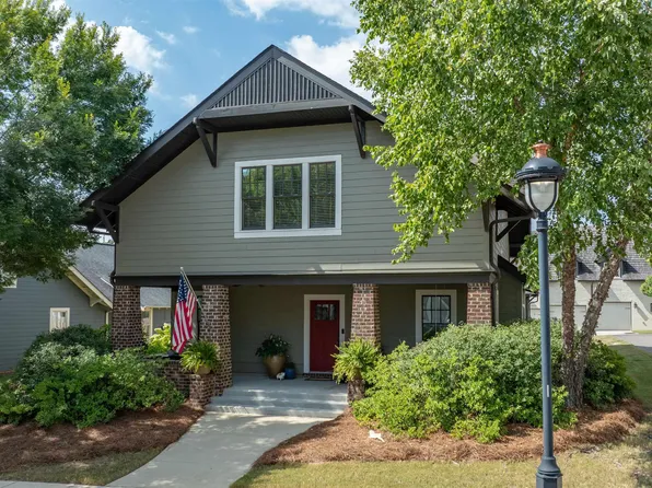 3621 Village Center Ln, Hoover, AL 35226