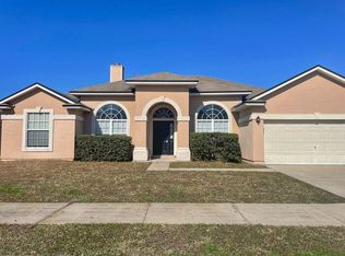 7247 Rose Creek Ln, Jacksonville, FL 32219