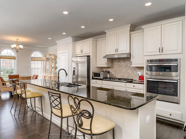 7821 Crystal Brook Way — Photo 6