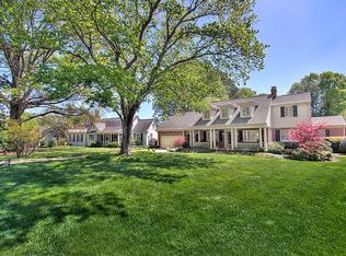 1543 Providence Dr, Charlotte, NC 28211