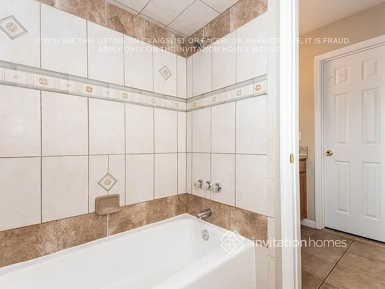 2048 Pompano Pkwy — Photo 14
