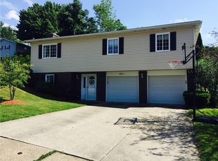 921 Tory Dr, Erie, PA 16509