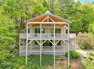 1133 Ridgepole Dr, Dillard, GA 30537