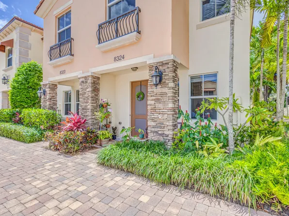 8324 Cocoplum Sound Lane, West Palm Beach, FL 33411
