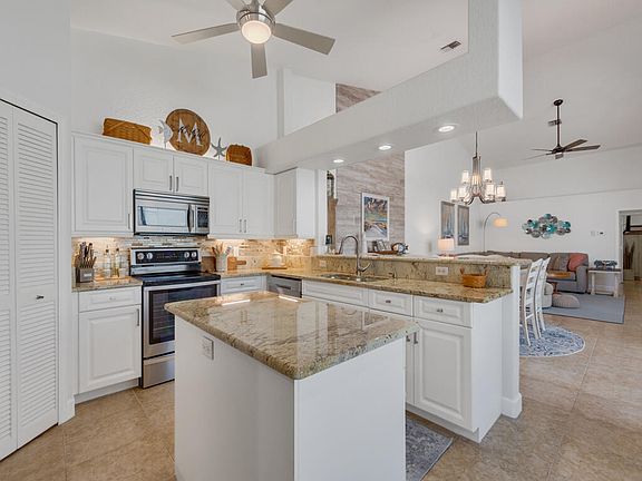 4th image of 1687 Aynsley Way
