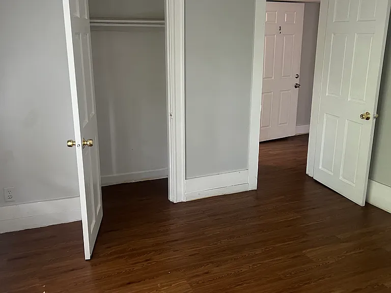 65 Curve St #3 — Photo 4