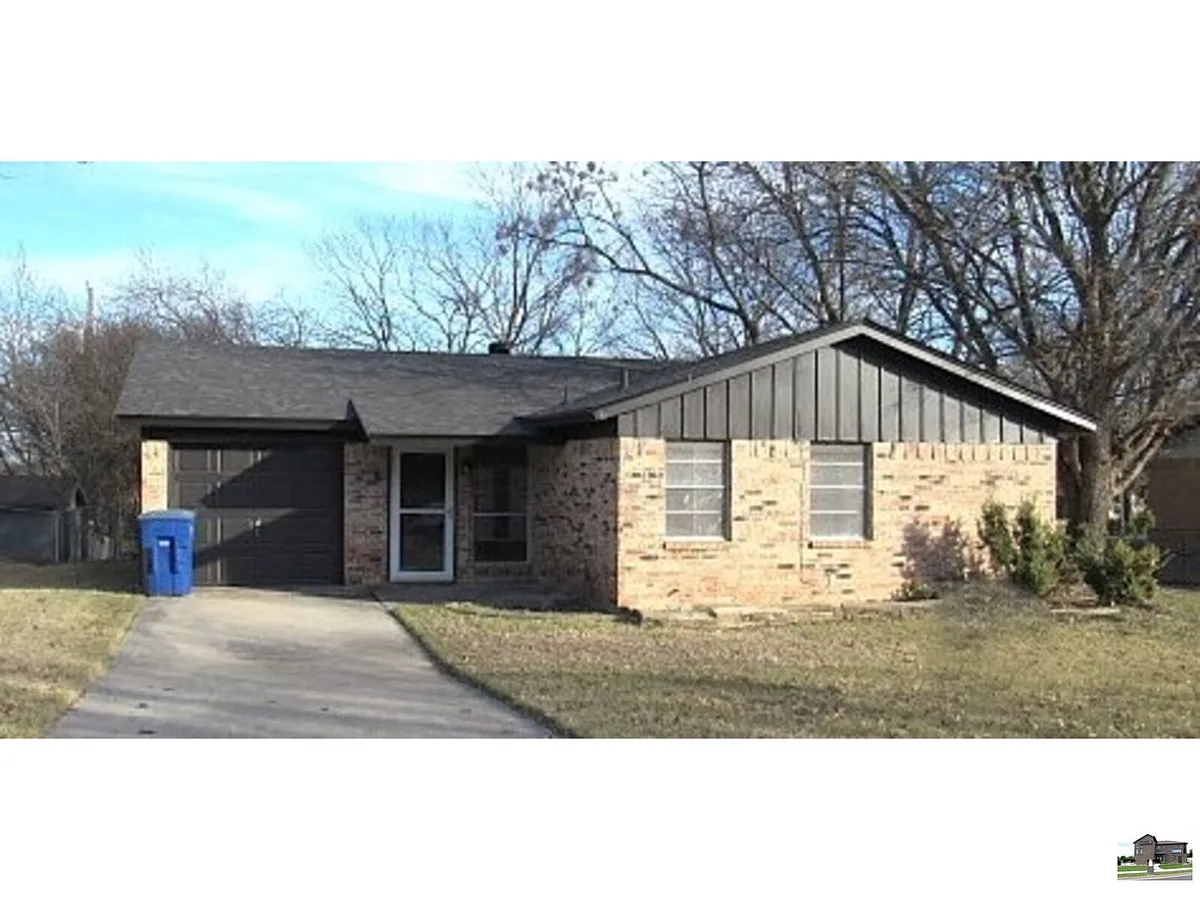 Building Photo - 1009 S 29th St
