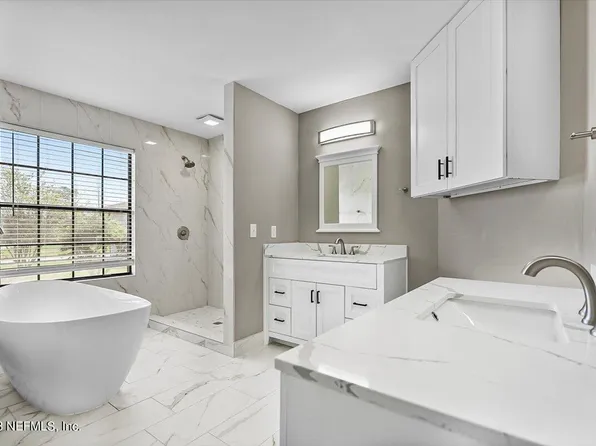 312 SCARLET BUGLER Lane S, Jacksonville, FL 32225