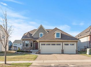 5179 Suntide Pass, Woodbury, MN 55129