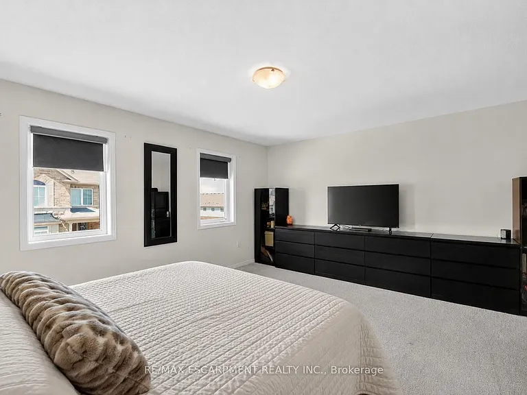 5078 Serena Dr — Photo 11