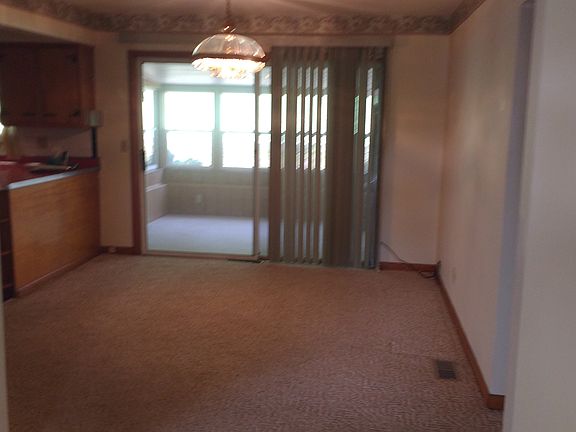 3rd image of 107 Blair Ave