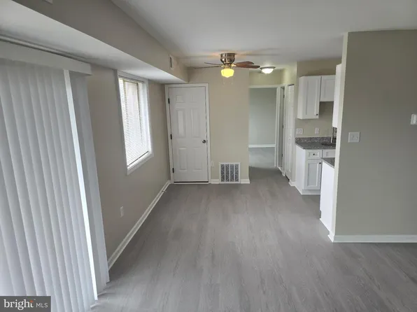 5402 85th Ave APT 103, New Carrollton, MD 20784