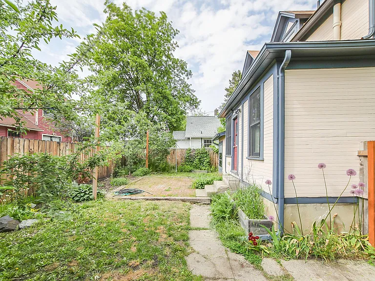 923 S Jefferson St — Photo 34